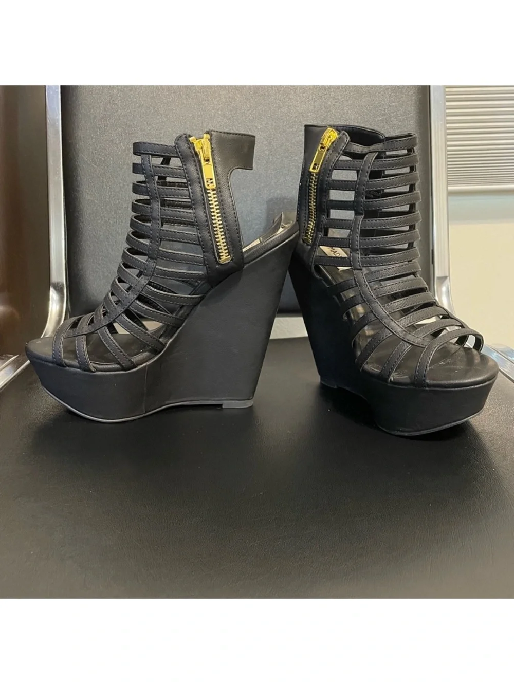 Steve Madden Black Strappy Platform Wedge Sandals with Gold Zip